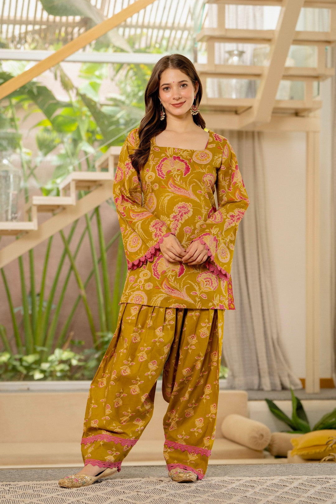 Women Floral Printed Farshi Salwar Kurta Set