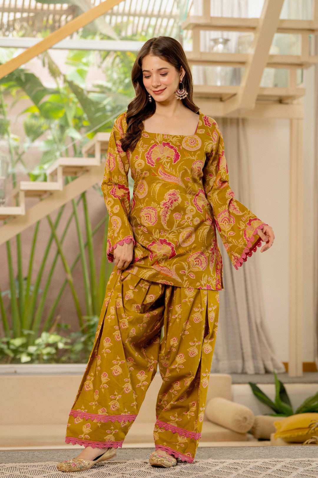 Women Floral Printed Farshi Salwar Kurta Set