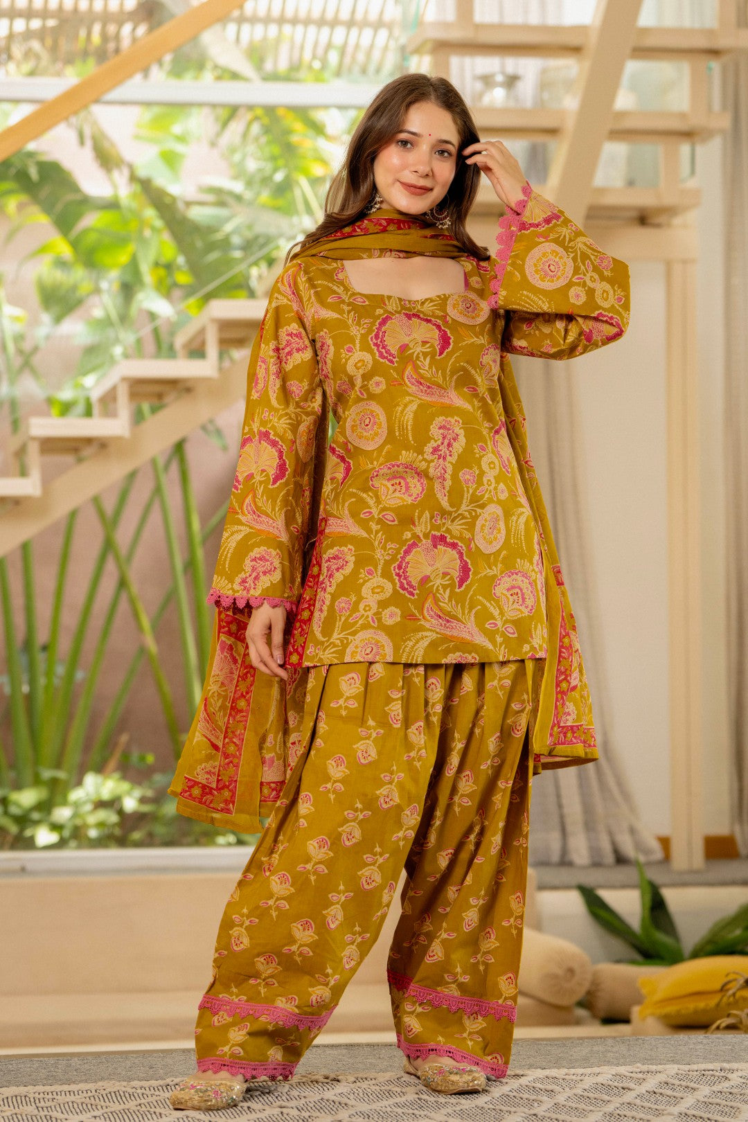 Women Floral Printed Farshi Salwar Kurta Set