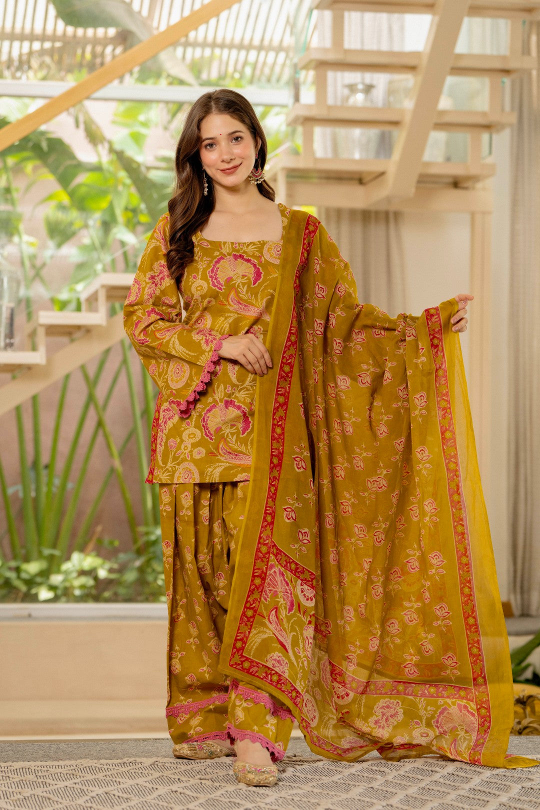 Women Floral Printed Farshi Salwar Kurta Set